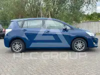 2015 Toyota VERSO