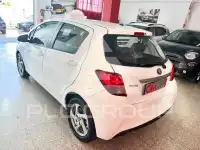 2015 Toyota YARIS