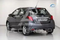 2015 Toyota YARIS