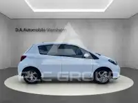 2015 Toyota YARIS