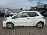 2015 Toyota YARIS