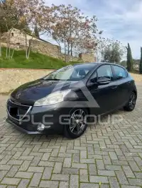 2015 Peugeot 208