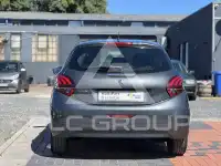 2015 Peugeot 208