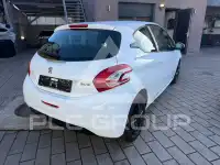 2015 Peugeot 208