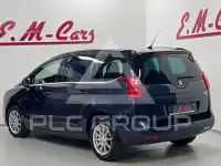 2015 Peugeot 5008