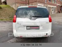 2015 Peugeot 5008