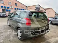 2015 Peugeot 5008