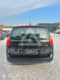2015 Peugeot 5008