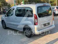2015 Peugeot Partner