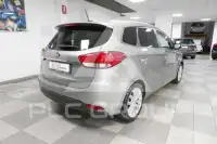 2015 KIA Carens
