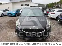 2015 KIA Carens