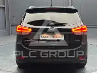2015 KIA Carens