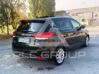2015 KIA Carens