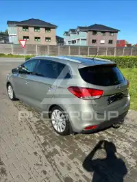 2015 KIA Carens