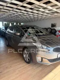 2015 KIA Carens