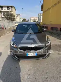 2015 KIA Carens