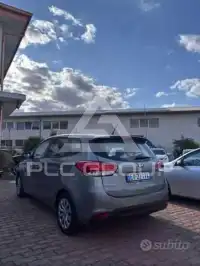 2015 KIA Carens