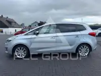 2015 KIA Carens
