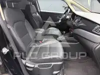 2015 KIA Carens