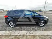 2015 KIA Carens