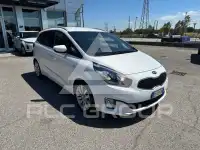 2015 KIA Carens