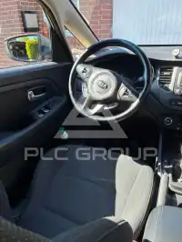 2015 KIA Carens