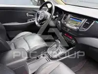 2015 KIA Carens