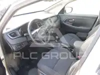 2015 KIA Carens