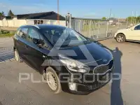 2015 KIA Carens