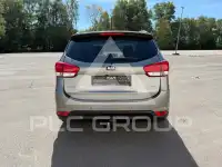 2015 KIA Carens