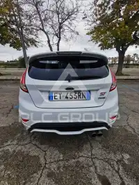 2015 Ford FIESTA