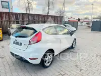 2015 Ford FIESTA