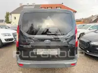 2015 Ford Tourneo