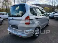 2015 Ford Tourneo