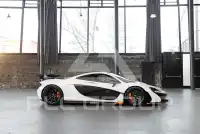 2015 McLaren P1