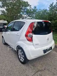 2015 Opel AGILA