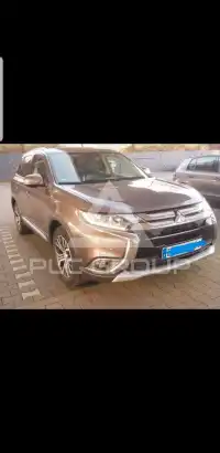 2016 Mitsubishi OUTLANDER