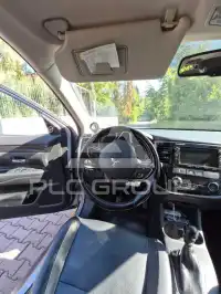 2016 Mitsubishi OUTLANDER