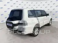 2016 Mitsubishi PAJARO
