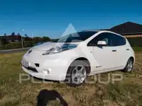 2016 Nissan LEAF