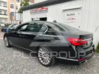 2016 BMW 740