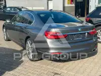 2016 BMW 740