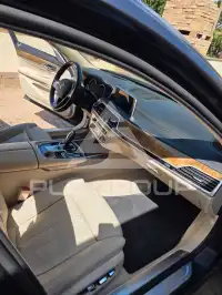 2016 BMW 750