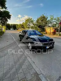 2016 BMW 750