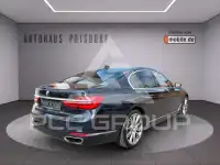 2016 BMW 750