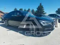 2016 BMW 750