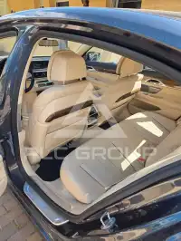 2016 BMW 750