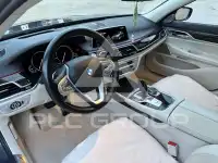 2016 BMW 750