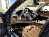 2016 BMW 750