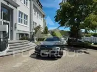 2016 BMW 750